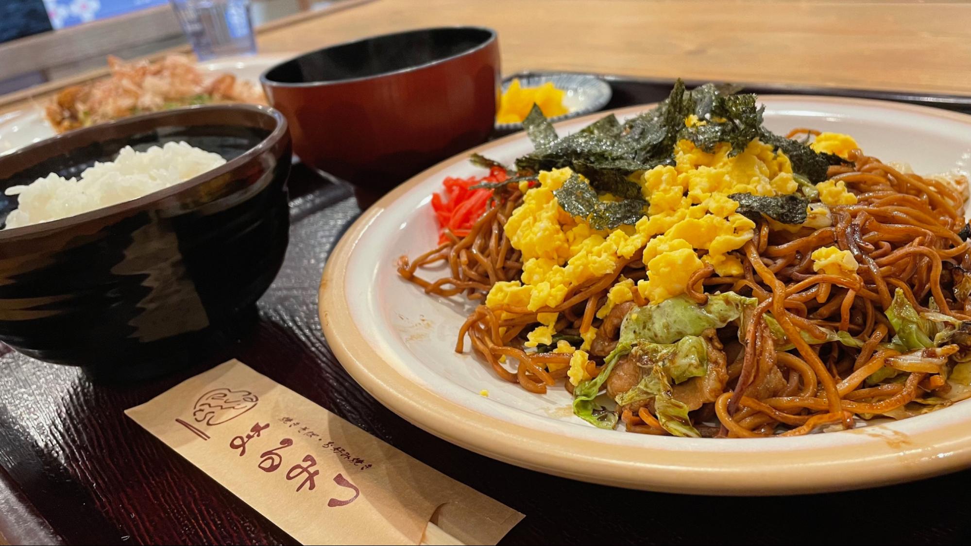 まるみつ【郡上焼きそば】