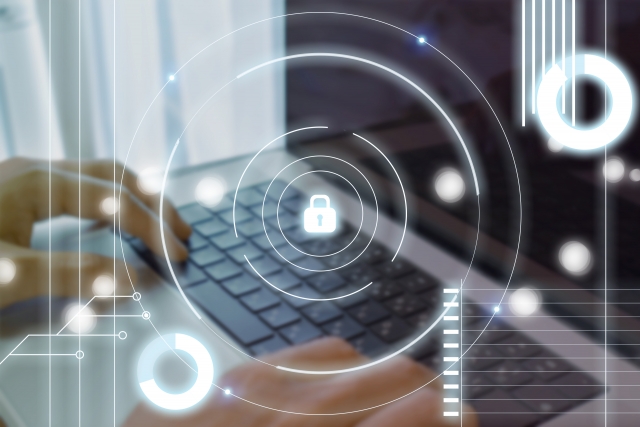 セキュリティのアイコンとパソコン